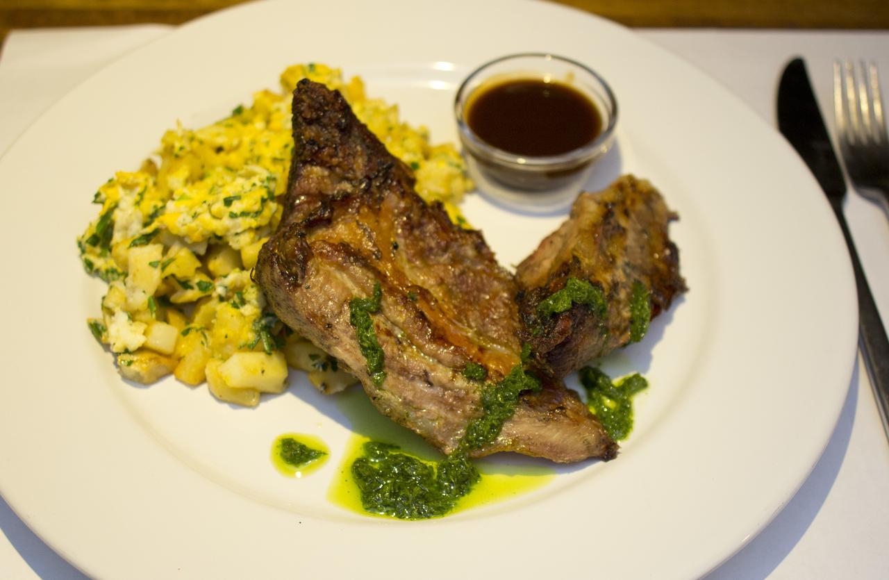 Santoral Restaurante Y Posada Pet Friendly Atlántida 外观 照片